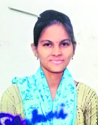 యువతి అదృశ్యం