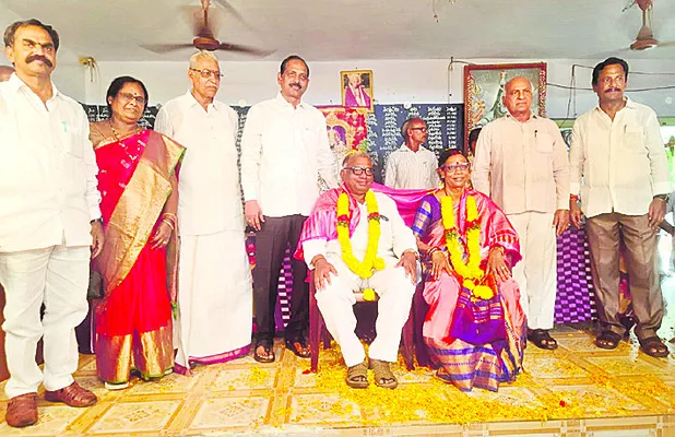 అందరి సహకారంతో సత్రం అభివృద్ధి 