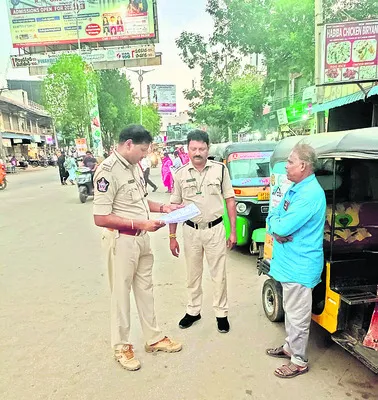 మద్యం సేవించి వాహనాలు నడిపితే కఠిన చర్యలు 