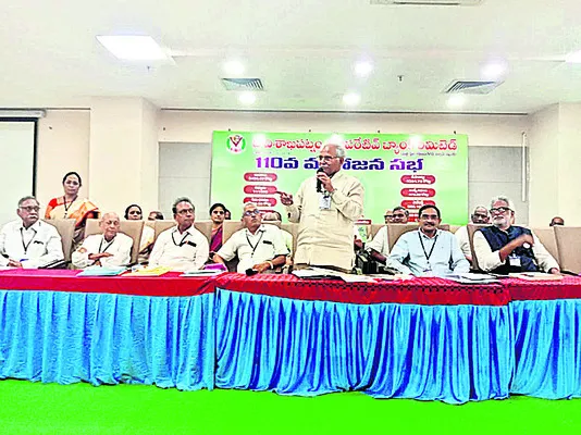 వీసీబీ సభ్యులకు 12 శాతం డివిడెండ్