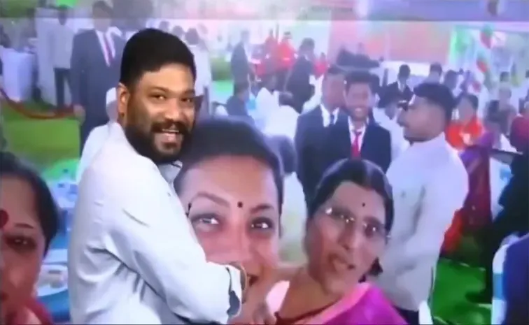 టీడీపీ నాయకులు, టీడీపీ స్పాన్సర్డ్‌ ఐటీడీపీ కార్యకర్తలు వివిధ సందర్భాలలో మహిళలపై చేసిన గౌరవప్రదమైన వ్యాఖ్యలు ఇవీ...