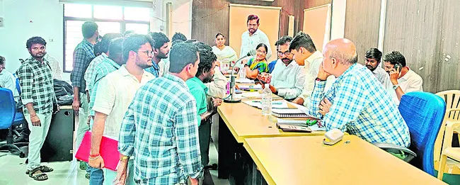 గందరగోళంగా సర్వేయర్ల బదిలీలు