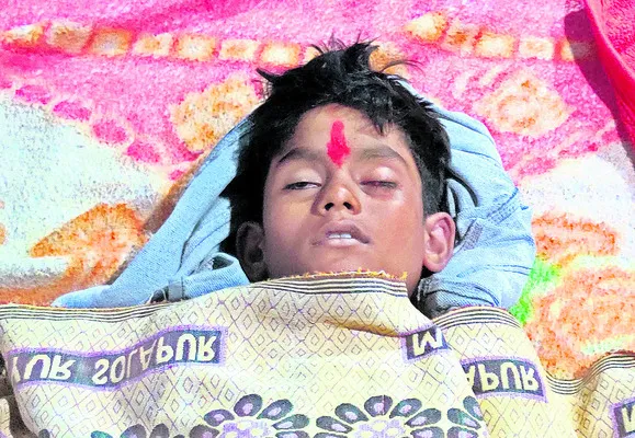 సైకిల్‌పై నుంచి కింద పడి విద్యార్థి మృతి 