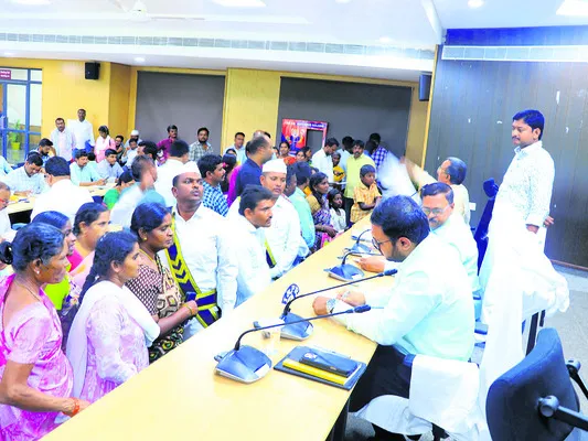 ఇంటర్నల్ కమిటీ ఏర్పాటు చేయాలి