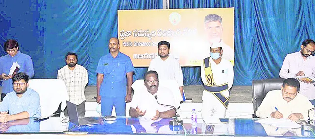 బదిలీల్లో నిబంధనలు అతిక్రమించొద్దు 
