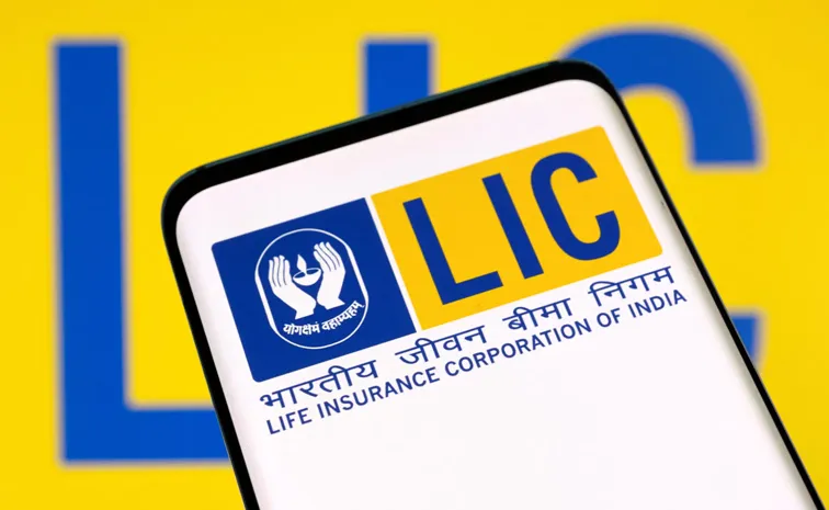 AU Small Finance Bank Partners with LIC