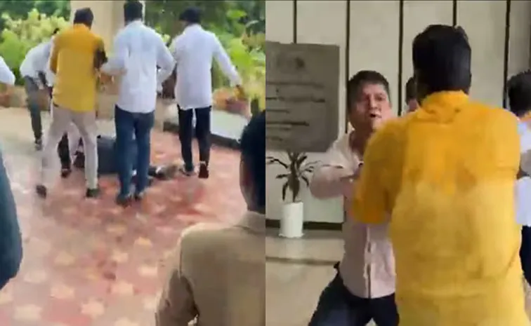 Bhubaneswar: ప్రభుత్వ అధికారిపై దౌర్జన్యం..  నేటి నుంచి ఉద్యోగుల నిరవధిక సెలవు