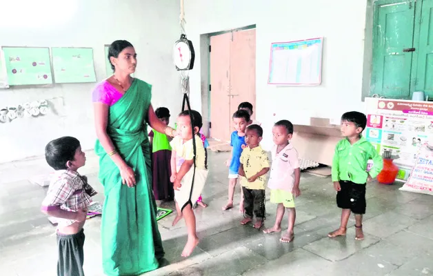 చిన్నారుల్లో పోషకాహార లోపం