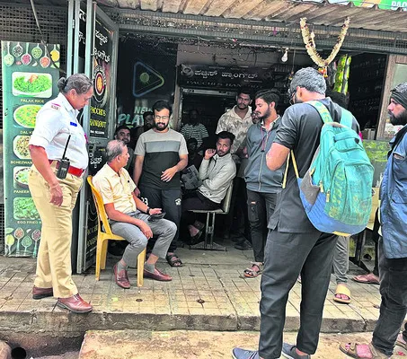 సంచార నియమాలు పరిశీలించిన కలెక్టర్‌ 
