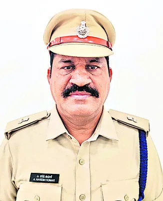 అడిషనల్ ఎస్పీకి అతి ఉత్కృష్ట సేవా పతకం