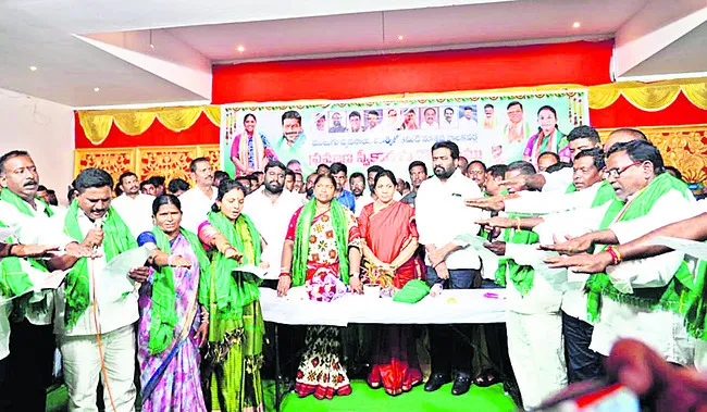 మార్కెట్‌ కమిటీ ప్రమాణ స్వీకారం