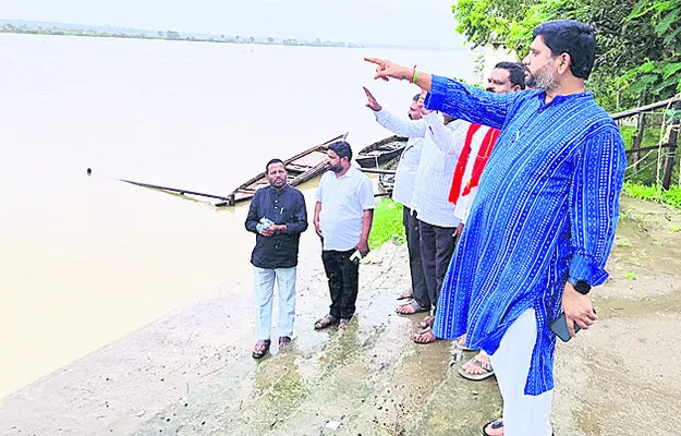 ప్రాణహిత ప్రాజెక్టుపై కాలయాపన చేయొద్దు