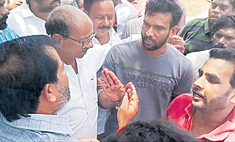 రోడ్డేసి ఊళ్లోకి రండి..! 