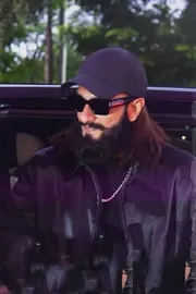 Ranveer Singh Buys New Hummer EV Worth croreds Of rupees6