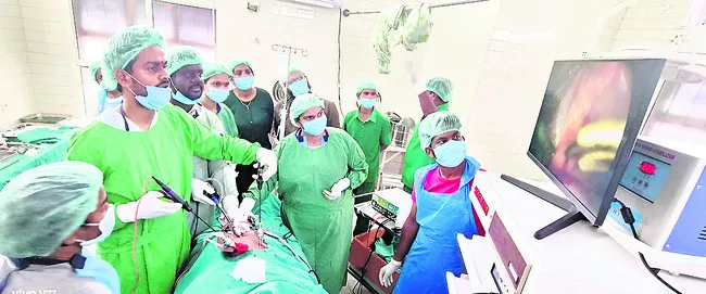 ఎరువుల దకాణాల్లో తనిఖీలు