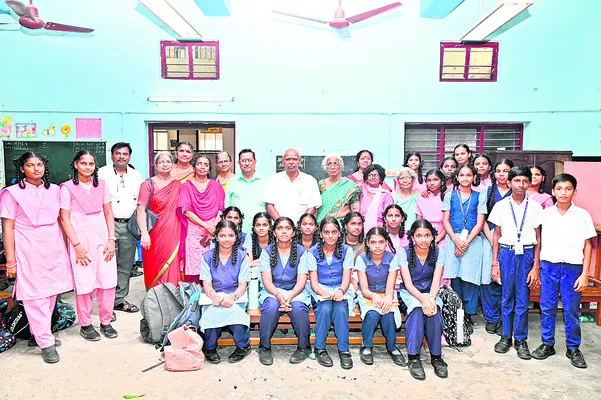 మాతృభాషపై మమకారాన్ని పెంచుకోవాలి