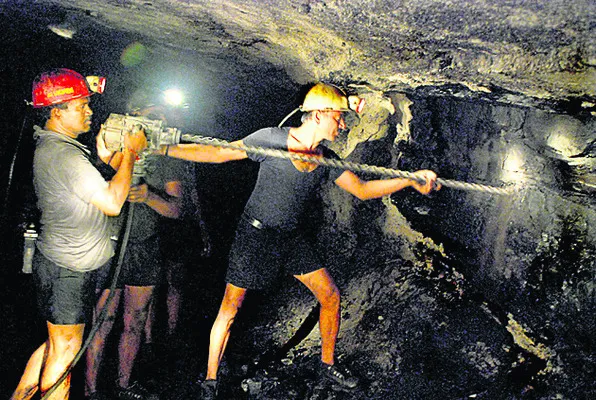 సమ్మెతో సింగరేణికి నష్టం