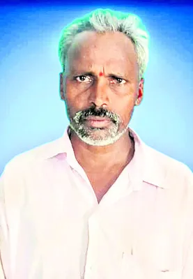 అప్పుల బాధతో పురుగుల మందు తాగిన కౌలురైతు