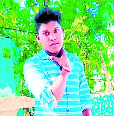 యువకుడి దుర్మరణం 