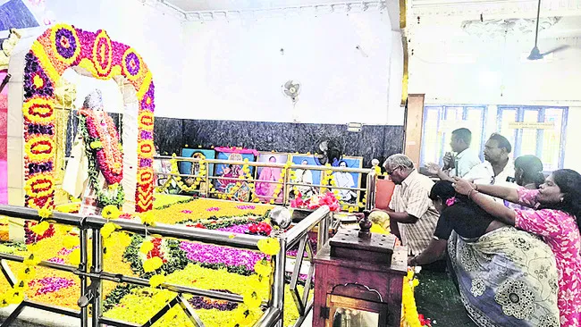 ●భక్త