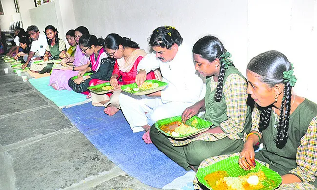 ప్రభుత్వ స్కూళ్లు, ఆస్పత్రుల అభివృద్ధికి ప్రణాళిక 