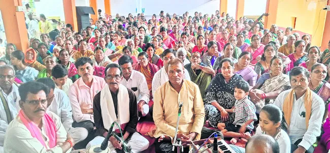ఘనంగా శబరి మాత పాదుకా పూజ మహోత్సవం