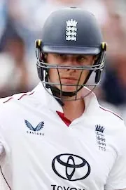 Jamie Smith Becomes Fastest Wicketkeeper Batter To Score 1000 Runs In Tests5