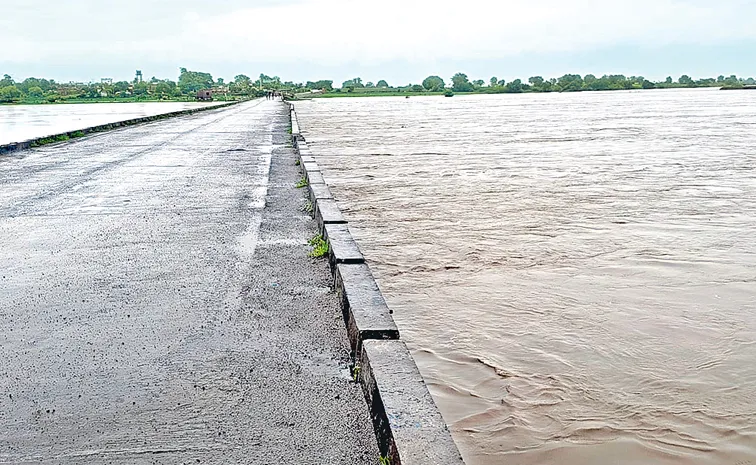Heavy flood water enters Pranahita river