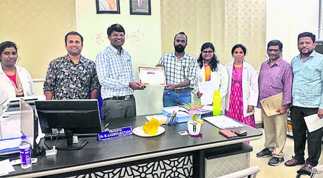 ధన్యజీవులు