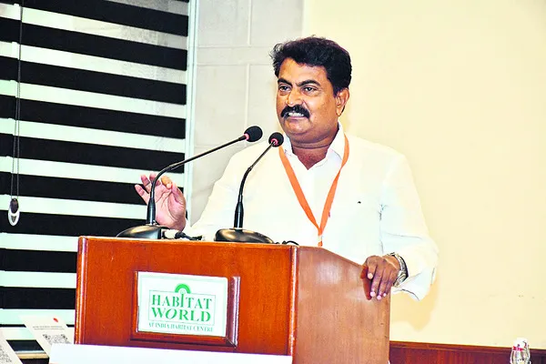 నగరాభివృద్ధికి కనీస చర్యలు చేపట్టాలి