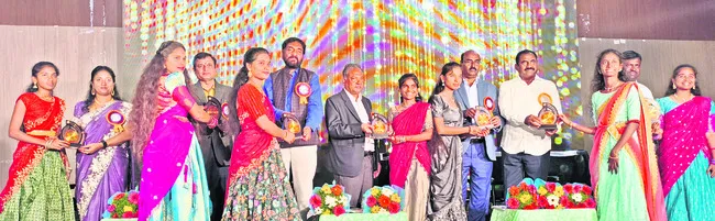 డెయిరీ రంగంలో అనేక అవకాశాలు