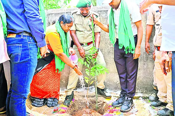 గూడేల