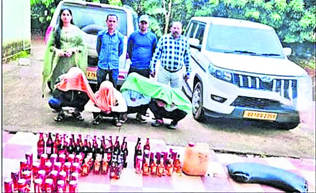 నకిలీ విదేశీ మద్యం పట్టివేత