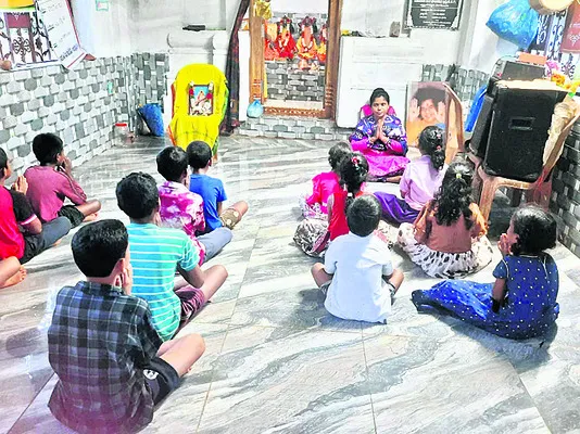 38 దేవాలయాల్లో బాలవికాస్‌ కేంద్రాలు