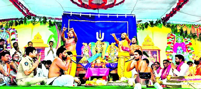 కమనీయం..సౌమ్యనాథుడి కల్యాణం 