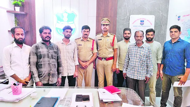 సైబర్ నేరాలపై అప్రమత్తత ముఖ్యం