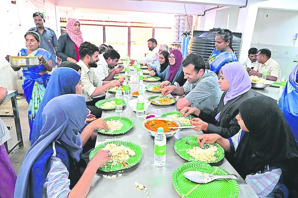 విద్యార్థుల చేతుల్లోనే దేశ భవిష్యత్