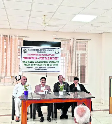 కేసుల రాజీతో సత్వర పరిష్కారం
