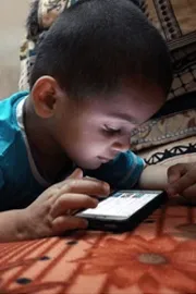 Did You Konw How Much Indian kids spending Time On Phone3