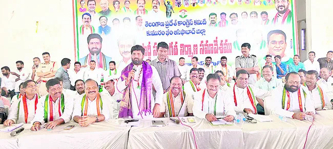 పనిచేసే కార్యకర్తలకు గుర్తింపు