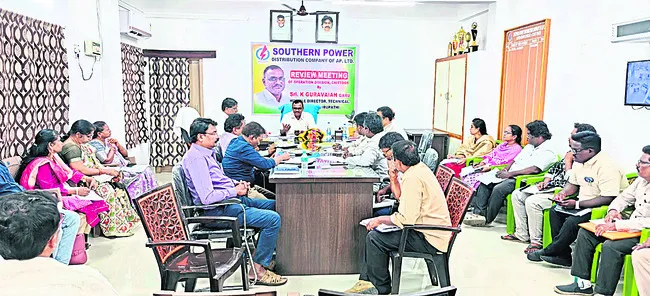 వర్క్ఆర్డర్లను పదిరోజుల్లో పూర్తి చేయాలి