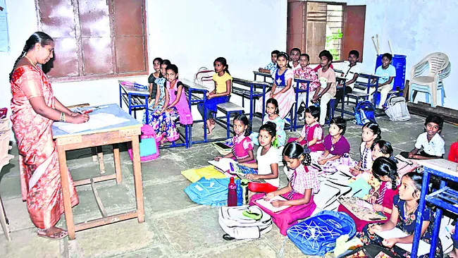 సర్కారు బడులకు ఉచిత ఇంటర్నెట్