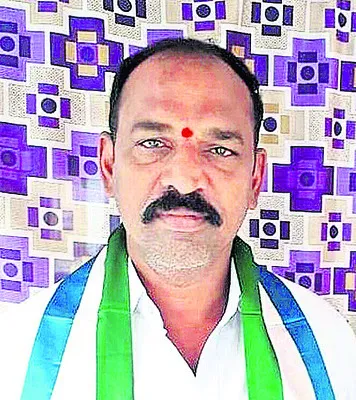 రైతులతో రాజకీయ ఆటలు