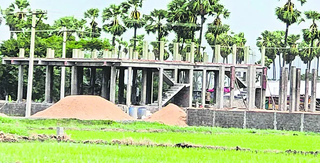నిబంధనలు లే అవుట్‌