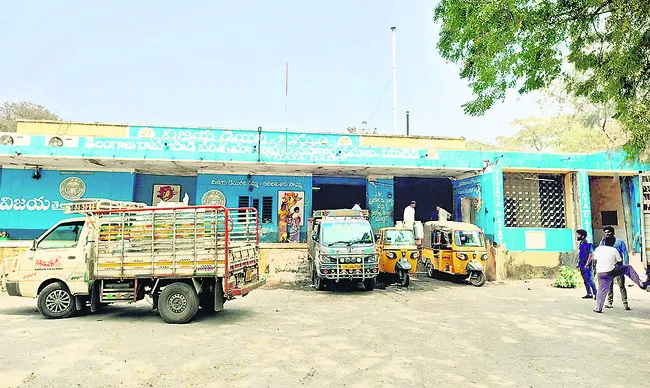 ఎక్కడ