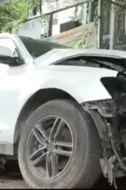Drunk man Driving car runs over 5 Sleeping on Footpath4