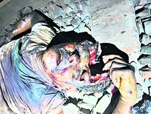 రైలు ఢీకొని గుర్తుతెలియని వ్యక్తి మృతి