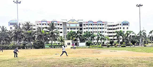 పోస్టల్ ఉద్యోగుల క్రికెట్ మ్యాచ్