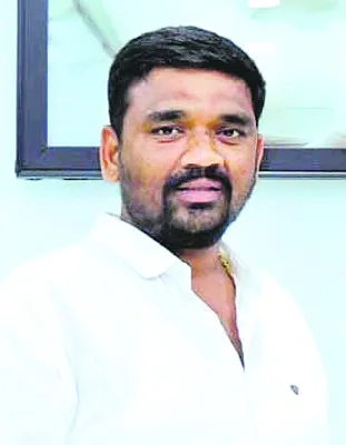 జెడ్పీ చైర్పర్సన్ హారికపై దాడి అమానుషం