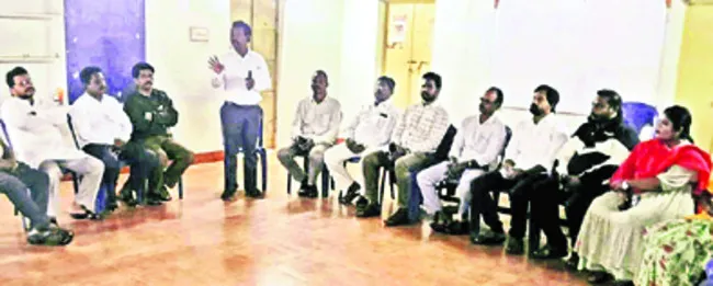 ‘వ్యవసాయ పాలిటెక్నిక్‌’ను కొనసాగించాలని ఉద్యమం 